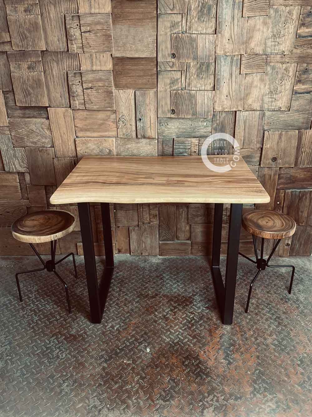 dining table with stools
