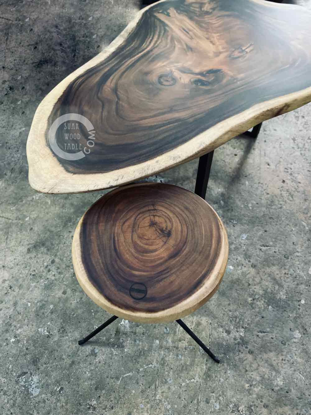 solid wood coffee table with stool